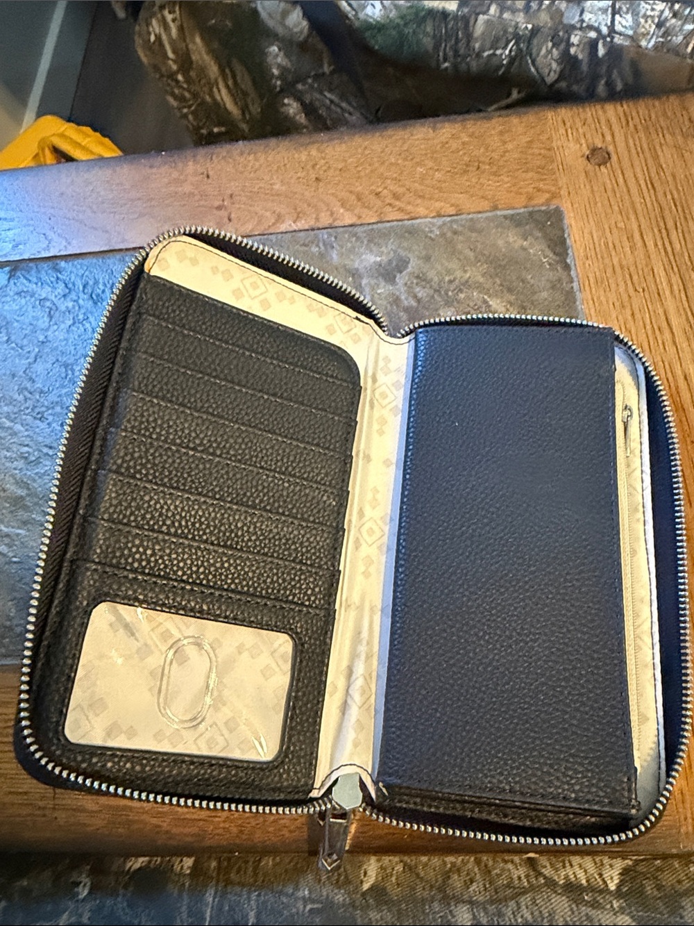 thirty-one Black and White Plaid Zip Wallet - Picture 2 of 2